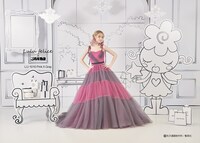 「ご近所物語」をモチーフにした「LU-1010 Orange×Pink×Gray」。