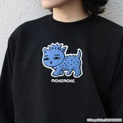 「魔法陣グルグル メケメケのスウェット」着用イメージ