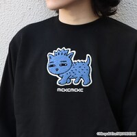 「魔法陣グルグル メケメケのスウェット」着用イメージ