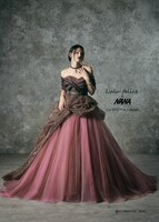 「NANA」のナナをモチーフにした「LU-1012 Pink」。