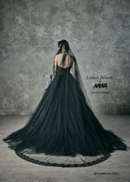 「NANA」のナナをモチーフにした「LU-1013 Black」。