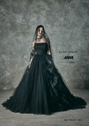 「NANA」のナナをモチーフにした「LU-1013 Black」。