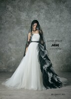 「NANA」のナナをモチーフにした「LU-1013 Black×White」。