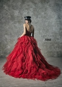 「NANA」のナナをモチーフにした「LU-1011 Red」。