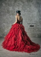 「NANA」のナナをモチーフにした「LU-1011 Red」。