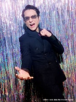 なだぎ武扮するオーナー小林。