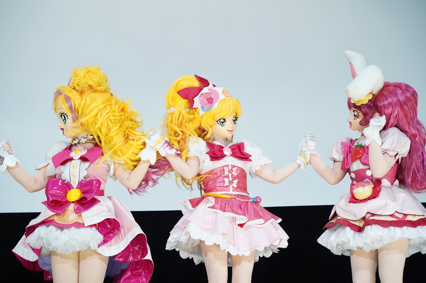 ダンスステージの様子。