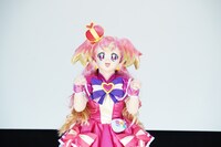 名乗りを披露するキュアワンダフル。