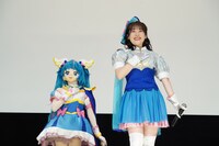 左からキュアスカイ、石井あみ。