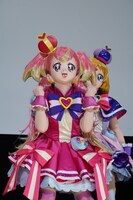 応援を呼びかけるキュアワンダフル。