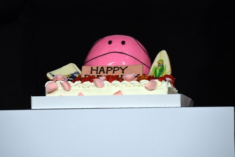 ラクスのために用意されたバースデーケーキ。