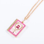 「運命日記 モデル ネックレス」