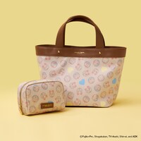 Samantha Thavasa Petit Choice「ドラえもん」コレクションのトートバッグとポーチ。