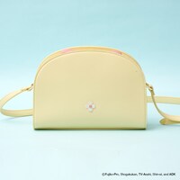 Samantha Thavasa Petit Choice「ドラえもん」コレクションのショルダーバッグ。