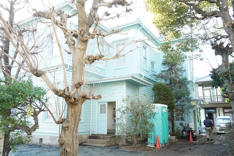 旧尾崎テオドラ邸の外観。