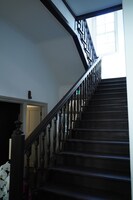 旧尾崎テオドラ邸の階段。