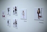 「DESIGNS 永野護デザイン展」より、ゲームキャラクターなどアニメ・マンガ以外の仕事をまとめた展示エリア。(c)CLAMP (c)SEGA (c)SOULCALIBUR TMI & BANDAI NAMCO Entertainment Inc.