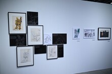 「DESIGNS 永野護デザイン展」より、「ファイブスター物語」の展示エリア。(c)EDIT