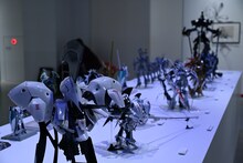 「DESIGNS 永野護デザイン展」より、「ファイブスター物語」の展示エリア。(c)EDIT