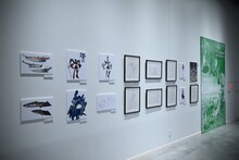 「DESIGNS 永野護デザイン展」より、「ファイブスター物語」の展示エリア。(c)EDIT