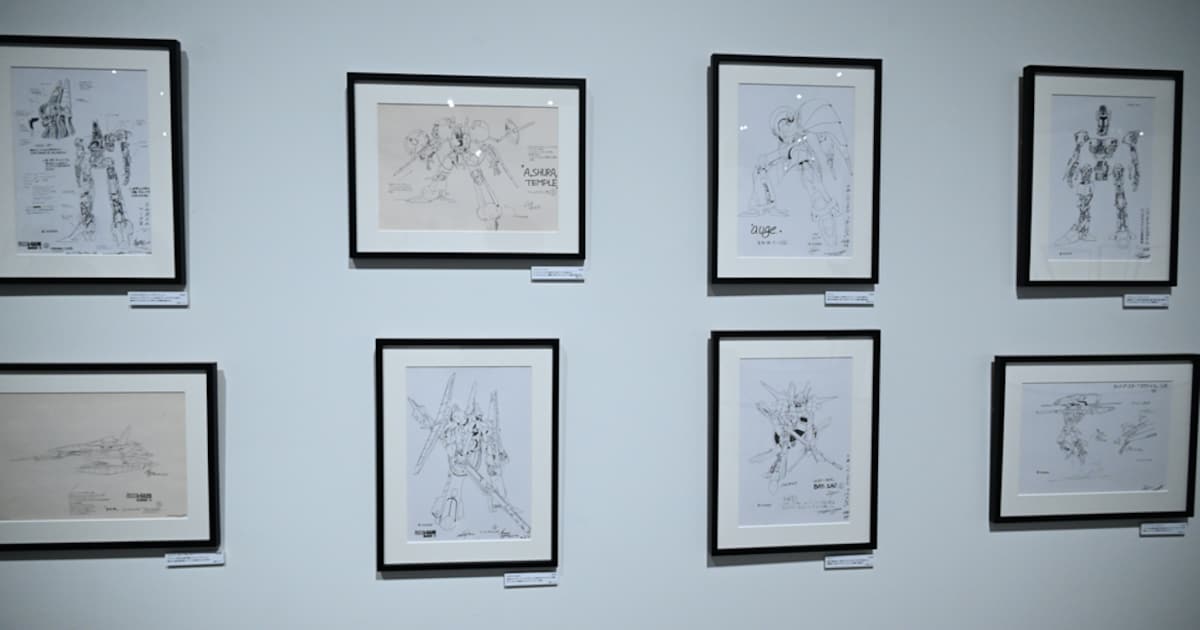 DESIGNS 永野護デザイン展」より、「重戦機エルガイム」の展示エリア 