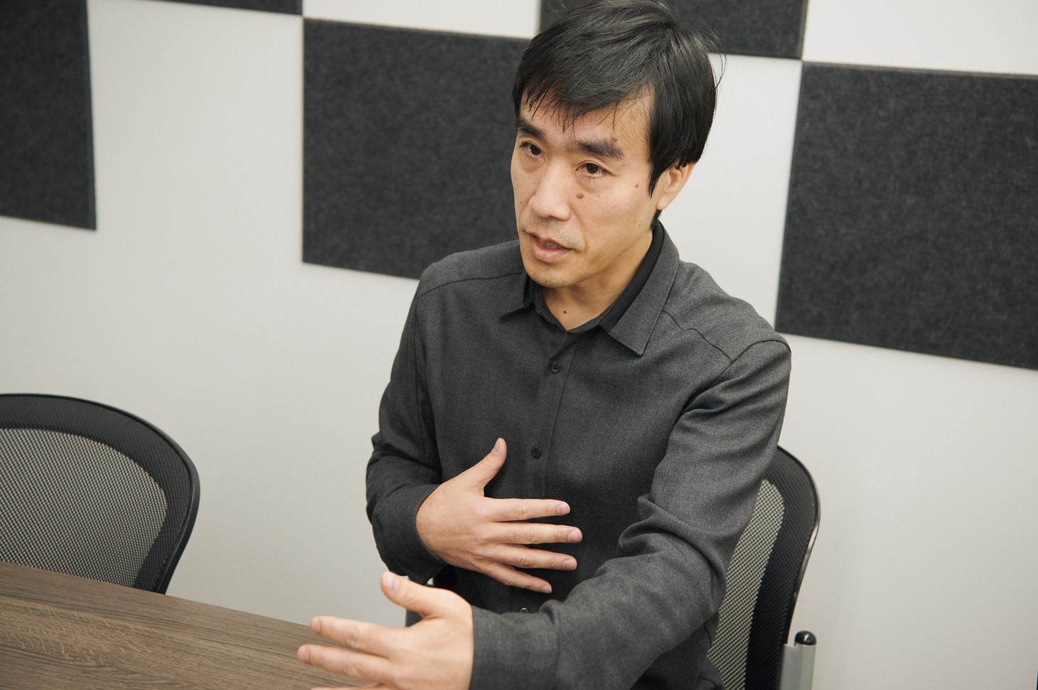 里見哲朗