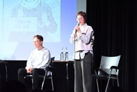 梶原和哉氏と畑山真弓氏。