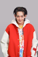 竜星涼演じる天才ギャンブラー・上杉潜夜。