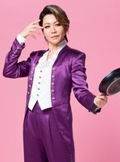 悠未ひろ扮する味潤平。