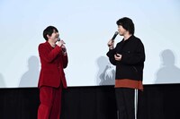 左から梶裕貴と村瀬歩。