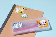 「ドラえもん ひとやすみステッカー」の使用イメージ。