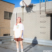 「彼氏彼女の事情 Tシャツ&ステッカーセット 芝姫つばさ」の着用イメージ。