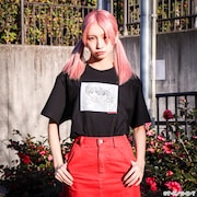 「彼氏彼女の事情 Tシャツ&ステッカーセット 雪野&有馬」の着用イメージ。