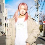 「彼氏彼女の事情 Tシャツ&ステッカーセット 雪野&有馬」の着用イメージ。