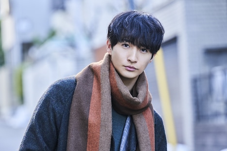 古屋呂敏扮する岩永崇。