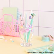 「【推しの子】｜アデリアレトロ台付グラス（アイ・アクア・ルビー）」使用イメージ