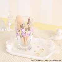 「【推しの子】｜アデリアレトロ台付グラス（B小町）」使用イメージ