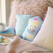 「【推しの子】｜ダイカットクッション（アクア）」使用イメージ