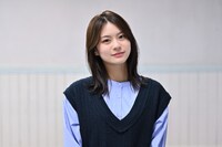 永瀬莉子扮する福田あこ。 (c)「恋をするなら二度目が上等」製作委員会・MBS