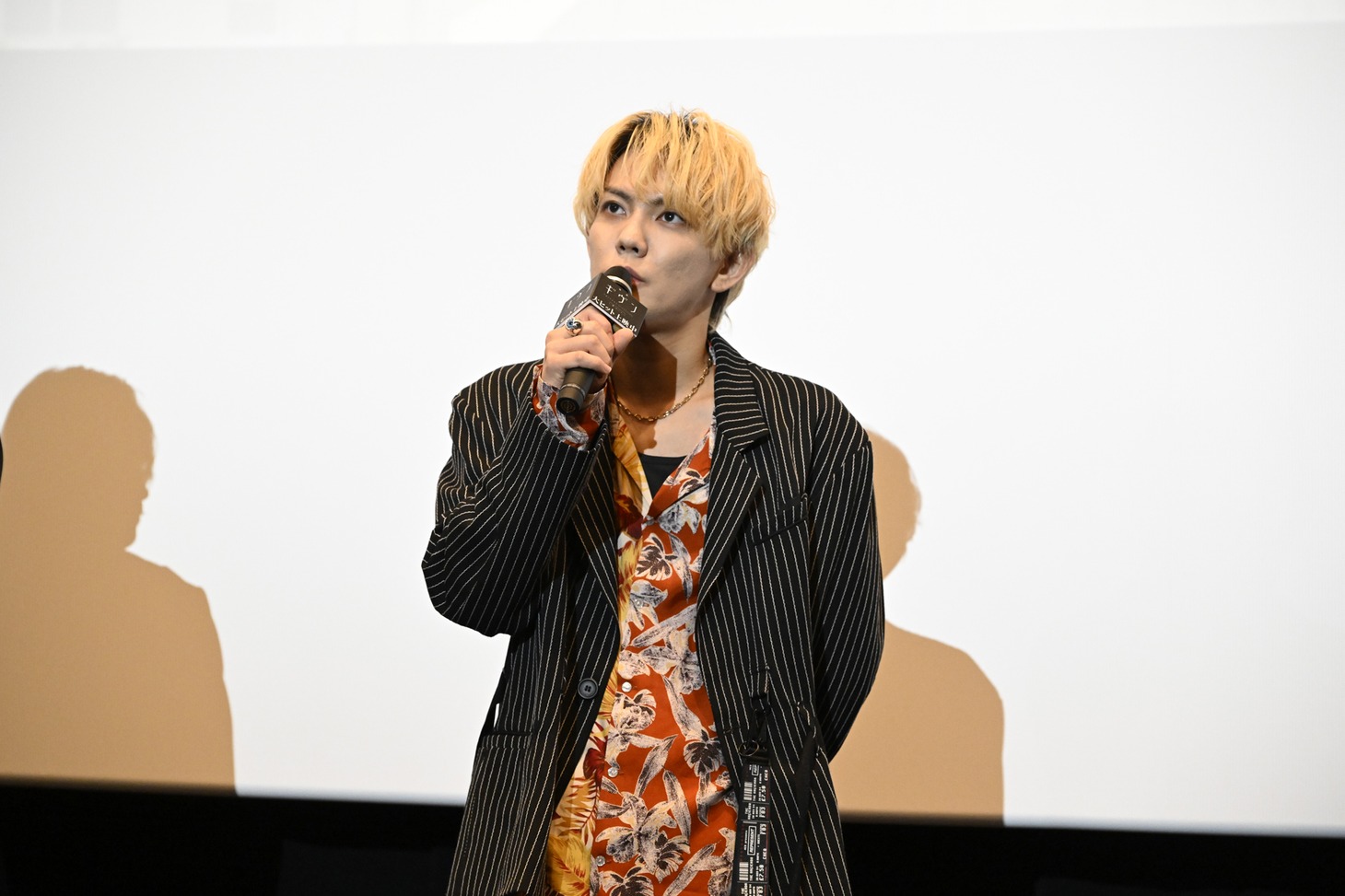 鹿島柊役の今井文也。