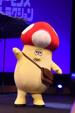 イソベやんの着ぐるみ。中には浅野いにお。