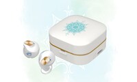 AVOIT×「葬送のフリーレン」コラボイヤホン「TE-Q3-FRR」。