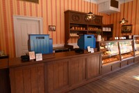 「グーチョキパン屋」の内部。