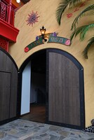 「ジブリの大倉庫」の公開倉庫。