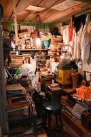 「ジブリの大倉庫」の「哲学研究会部室」。