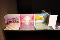 ぬいぐるみやアクリルスタンド用の撮影スポット。