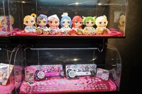 当時の玩具など。