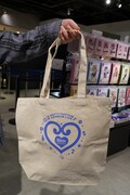 イベントオリジナルアイテムのトートバッグ。