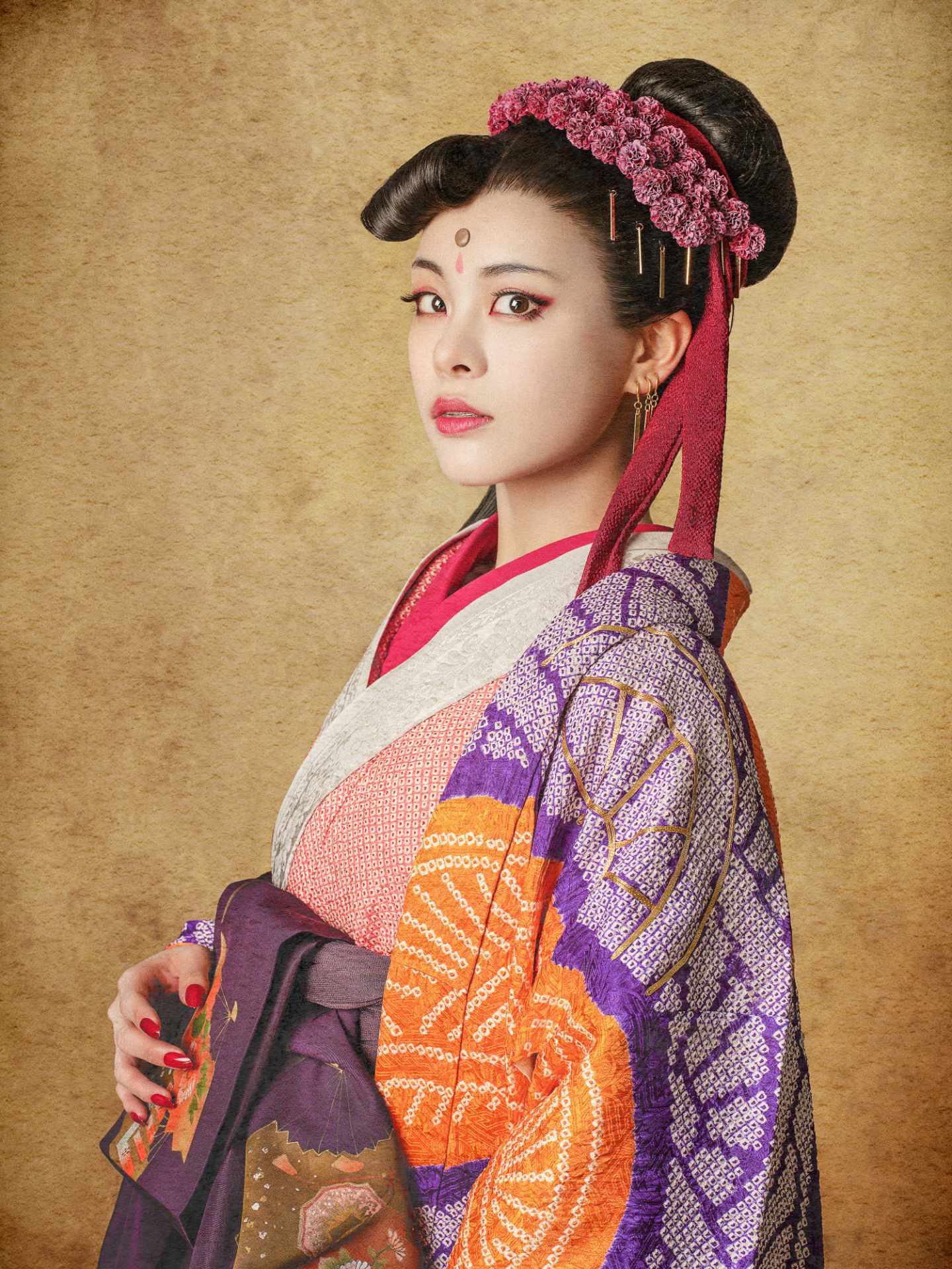 井筒しま扮する若き久代。