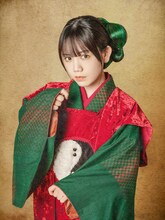 田上真里奈扮するステ。